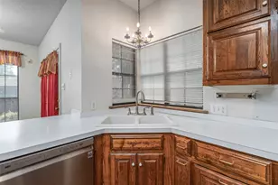 7454 Queensbury Cir, Fort Worth, TX 76133 - Photo 12