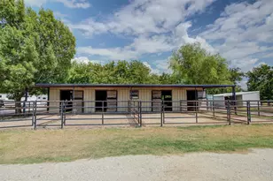 10609 Jackson Rd, Krum, TX 76249 - Photo 28