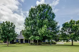 10609 Jackson Rd, Krum, TX 76249 - Photo 36