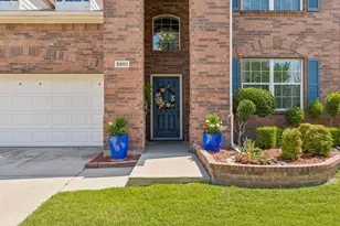 5801 Meadowglen Dr, Denton, TX 76226 - Photo 2