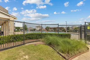 5801 Meadowglen Dr, Denton, TX 76226 - Photo 28