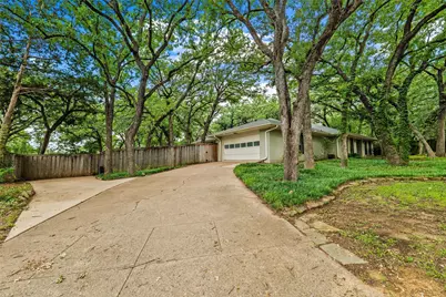 1804 Hillvalley Drive, Arlington, TX 76013 - Photo 6
