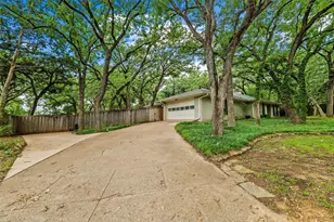 1804 Hillvalley Dr, Arlington, TX 76013 - Photo 6