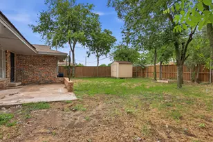 2010 Swansee Dr, Dallas, TX 75232 - Photo 32