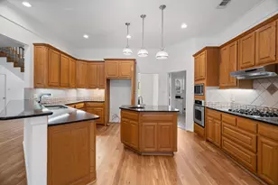 2113 Valley View Dr, Cedar Hill, TX 75104 - Photo 4
