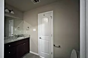 4916 Villas Dr, Sanger, TX 76266 - Photo 16