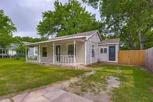 1515 W Sears St, Denison, TX 75020 - Photo 2