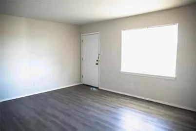 2498 Yorktown, Abilene, TX 79603 - Photo 2