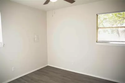 2498 Yorktown, Abilene, TX 79603 - Photo 12