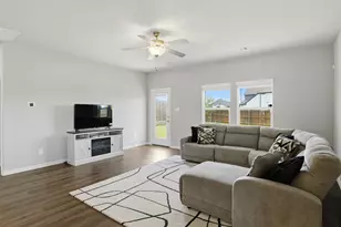 2275 Clf Spgs Dr, Forney, TX 75126 - Photo 8