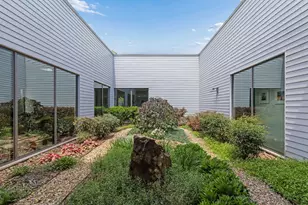 11057 Mandalay Dr, Dallas, TX 75228 - Photo 6