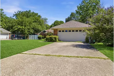 1501 Pickwick Lane, Denton, TX 76209 - Photo 2