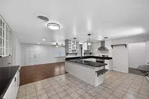 617 Dunaway Ln, Azle, TX 76020 - Photo 10