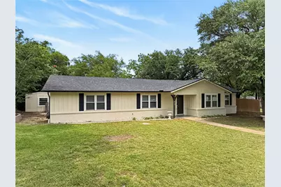 617 Dunaway Lane, Azle, TX 76020 - Photo 4