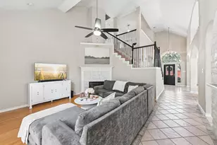 2825 Wales Ct, Grand Prairie, TX 75052 - Photo 4