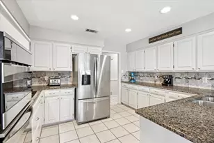2618 Keystone Dr, Arlington, TX 76006 - Photo 12