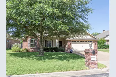 2913 Pueblo Drive, Waco, TX 76712 - Photo 2