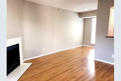 1901 N Fitzhugh Avenue #22, Dallas, TX 75204 - Photo 2