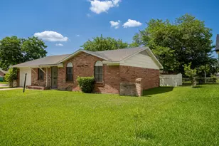 10311 Cradlerock Dr, Dallas, TX 75217 - Photo 22