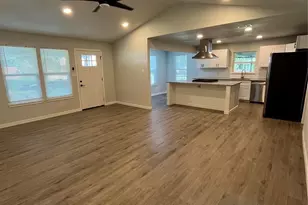 642 Astoria Ave, Azle, TX 76020 - Photo 4