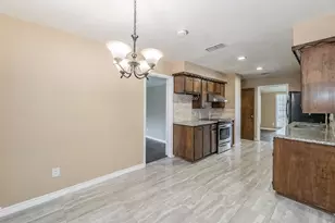 2863 Hitson Ln, Fort Worth, TX 76112 - Photo 26