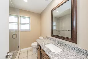 2863 Hitson Ln, Fort Worth, TX 76112 - Photo 32