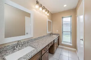2863 Hitson Ln, Fort Worth, TX 76112 - Photo 40