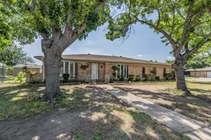 2863 Hitson Ln, Fort Worth, TX 76112 - Photo 1