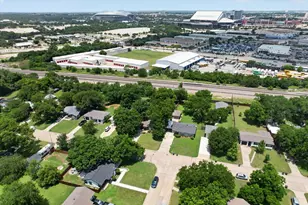 601 Circle Dr, Arlington, TX 76010 - Photo 28