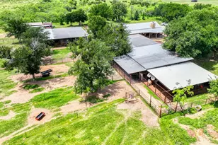 1060 Young Bend Rd, Brock, TX 76087 - Photo 4