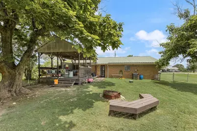 393 County Road 3320, Greenville, TX 75402 - Photo 32