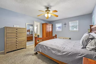 10621 Mapleridge Drive, Dallas, TX 75238 - Photo 18