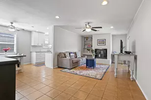 10621 Mapleridge Dr, Dallas, TX 75238 - Photo 12