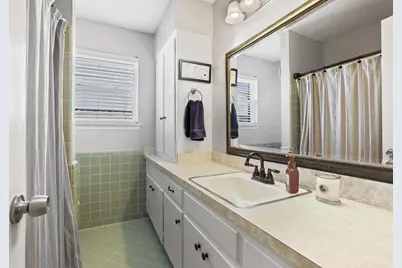 10621 Mapleridge Drive, Dallas, TX 75238 - Photo 28
