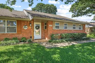 10621 Mapleridge Dr, Dallas, TX 75238 - Photo 1