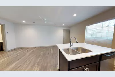 6304 Prospect Avenue #108, Dallas, TX 75214 - Photo 4