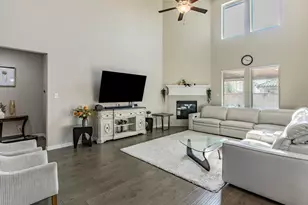 2521 Maidenhair Rd, Frisco, TX 75033 - Photo 2