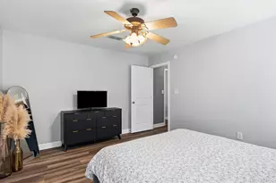 202 Linda St, Aubrey, TX 76227 - Photo 12