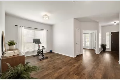 504 Millsap Drive, Van Alstyne, TX 75495 - Photo 6