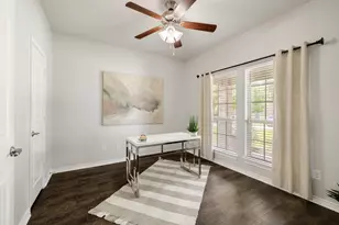 504 Millsap Dr, Van Alstyne, TX 75495 - Photo 4
