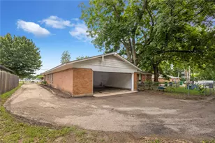 203 Brown St, Waxahachie, TX 75165 - Photo 18