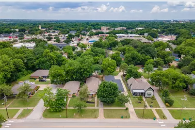 203 Brown Street, Waxahachie, TX 75165 - Photo 2