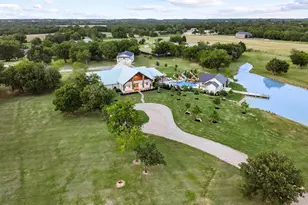 192 McClain Ln, Pottsboro, TX 75076 - Photo 2