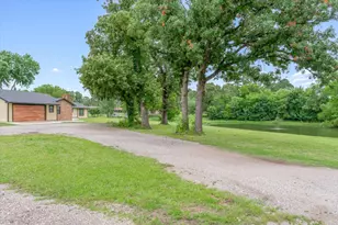 1203 N Spring St, Grand Saline, TX 75140 - Photo 32