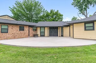 1203 N Spring St, Grand Saline, TX 75140 - Photo 4