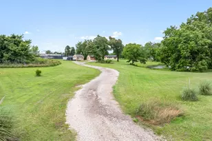 1203 N Spring St, Grand Saline, TX 75140 - Photo 10