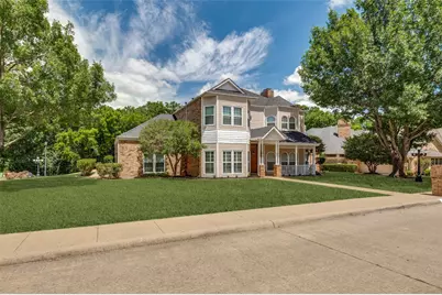 636 Bent Creek Drive, DeSoto, TX 75115 - Photo 2