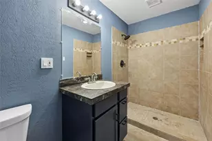 821 Travis St, Garland, TX 75040 - Photo 22