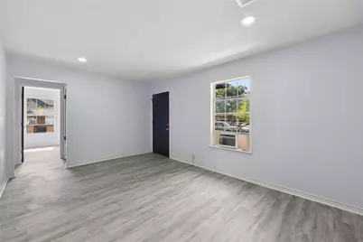 821 Travis Street, Garland, TX 75040 - Photo 8