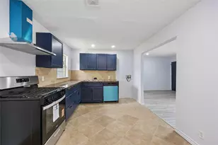 821 Travis St, Garland, TX 75040 - Photo 10